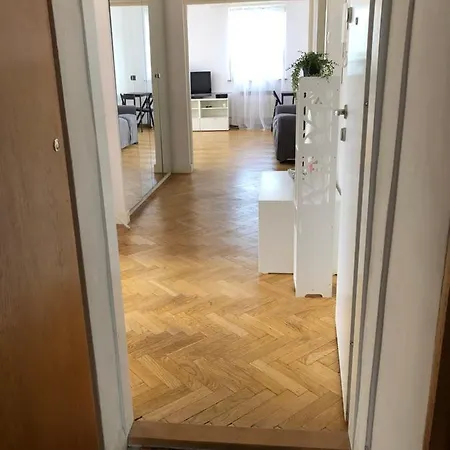 Apartment Swietojerska