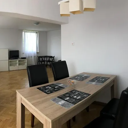 Apartment Swietojerska Warsaw